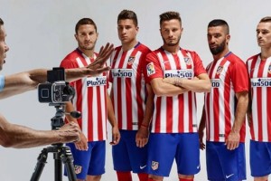 Atl&eacute;tico de Madrid present&oacute; su nueva camiseta con nuevo sponsor