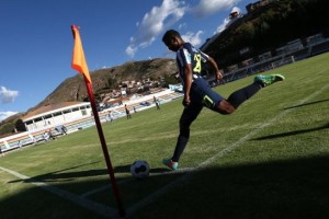 El f&uacute;tbol peruano prohibir&aacute; partidos en la altura en horas de calor