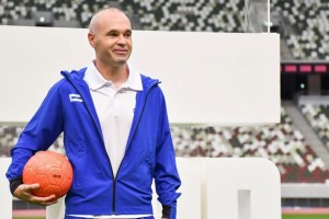 Andrés Iniesta lanzó su nueva marca de ropa deportiva en España