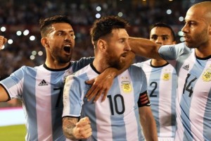 Sampaoli entreg&oacute; la n&oacute;mina internacional para visitar a Uruguay y recibir a Venezuela