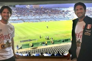 Los esp&iacute;as argentinos que utiliza Gareca para analizar al equipo de Sampaoli 