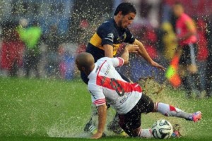 El f&uacute;tbol argentino super&oacute; a la Premier League en la lista de los mejores del mundo