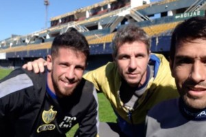 Daniel Saranzotti, la historia del entrenador de arqueros que maneja una f&aacute;brica de ata&uacute;des