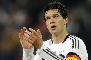 Michael Ballack hizo una gran donaci&oacute;n para salvar de la quiebra al club que lo form&oacute; 