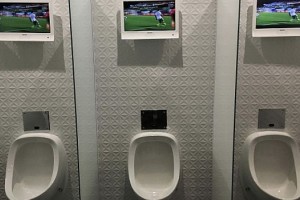 Un restaurante brasilero pasa los Juegos Ol&iacute;mpicos hasta en los ba&ntilde;os