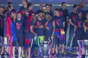 Si el Barcelona es campe&oacute;n, los jugadores ganar&aacute;n hasta un mill&oacute;n de euros