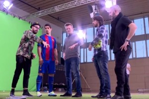 Con Messi, Su&aacute;rez y sus estrellas, Barcelona mostr&oacute; el making of de su nueva camiseta