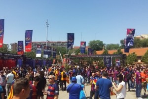 Copa del Rey: Madrid ya prepara la &lsquo;fan zone&rsquo; para hinchas del FC Barcelona que no ingresen al estadio