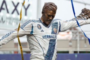 Así fue la broma viral con una estatua falsa a David Beckham en Estados Unidos