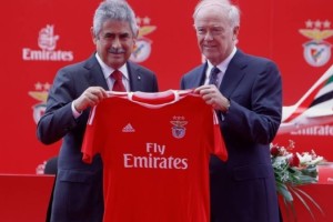 Benfica present&oacute; su nueva camiseta adidas con Emirates como nuevo patrocinador