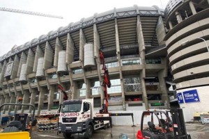 Real Madrid suspendi&oacute; las obras del c&eacute;sped retr&aacute;ctil del Bernab&eacute;u