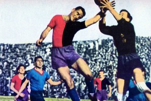 El día que Boca jugó con dos camisetas de otros equipos en un mismo partido