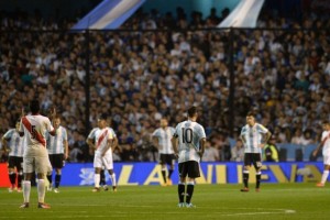 Confirmada la Bombonera para el debut en las Eliminatorias, los antecedentes de la Selecci&oacute;n en la cancha de Boca