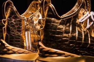 Lanzan un modelo &uacute;nico de zapatillas en oro y diamantes para LeBron James por m&aacute;s de 100 mil d&oacute;lares 
