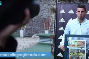 Jonathan Calleri renov&oacute; con adidas y recibi&oacute; el cuadro de su gol de rabona