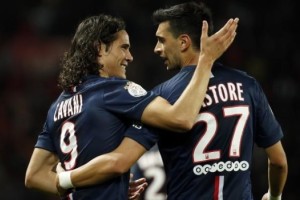 Cavani y Pastore sancionados por su entrenador tras alargar sus vacaciones