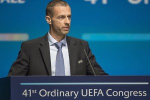 El presidente de la UEFA descart&oacute; la creaci&oacute;n de una Superliga Europea