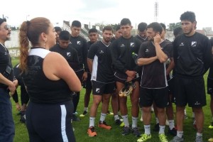 Los hinchas que juntan plata para premiar a su equipo si logra el ascenso