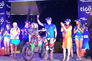 Chavo Salvatierra realiz&oacute; junto a Tigo su largada simb&oacute;lica previo al Dakar 2016