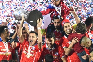 Un a&ntilde;o despu&eacute;s, Chile comenz&oacute; a pagarles a sus jugadores por ganar la Copa Am&eacute;rica