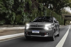 El Nuevo CITROËN Basalt Dark Edition combina look urbano, acabado oscurecido y toques André Red