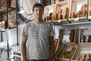 Renato Civelli, el futbolista que administra una franquicia de panader&iacute;a previo a su retiro