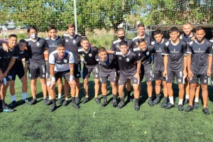 Profesores, entrenadores y choferes: las profesiones de los jugadores de Claypole, el rival de Boca