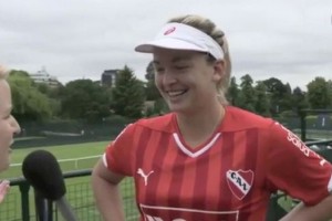 La historia de la tenista estadounidense que se hizo hincha de Independiente 