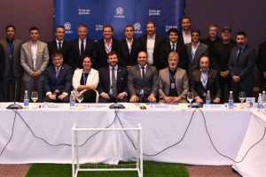 CONMEBOL se reunió con los sindicatos de jugadores sudamericanos