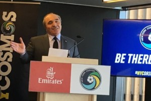 El dueño de New York Cosmos propone donar 500 millones para el desarrollo de una liga paralela a la MLS