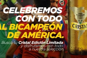 Cerveza Cristal lanz&oacute; su botella edici&oacute;n limitada por Chile bicampe&oacute;n