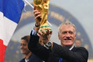 Deschamps se sum&oacute; a la lista de los campeones del mundo como jugador y entrenador