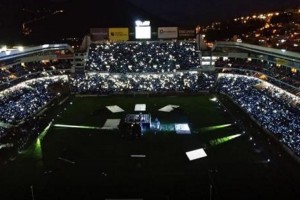 La innovadora activación que logró limpiar un estadio antes de que termine el partido