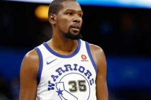 Kevin Durant debuta en la televisi&oacute;n como el primer &ldquo;billonario&rdquo; de la NBA