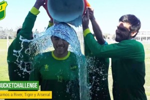 El #IceBucketChallenge lleg&oacute; al f&uacute;tbol argentino con Defensa y Justicia
