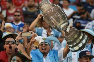 Piden m&aacute;s de 300 mil pesos por una entrada para la final de la Copa Am&eacute;rica Centenario