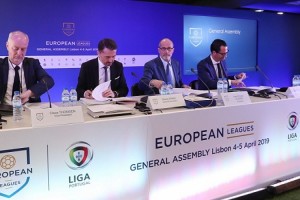 Las ligas locales de Europa se oponen a la &ldquo;nueva Champions&rdquo; y a los partidos de fines de semana