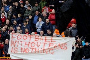 El primer ministro David Cameron mediar&aacute; por los precios de las entradas en la Premier League