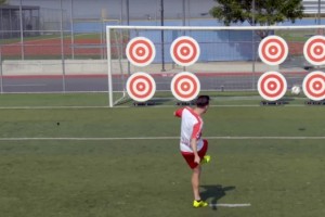 Seis jugadores probaron el FIFA17 con sus habilidades en la vida real