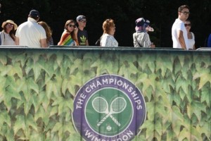 El furor por una entrada de Wimbledon y la tradicional fila que hacen los espectadores