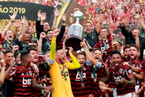La CONMEBOL multa a Flamengo por los festejos en Lima