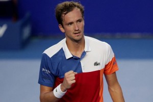 Daniil Medvedev podr&aacute; jugar los torneos pero sin representar a Rusia