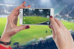 Una nueva ley podr&iacute;a prohibir las fotos y videos en los estadios