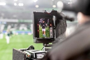 La Bundesliga prueba las transmisiones de partidos en vertical orientadas a los dispositivos m&oacute;viles