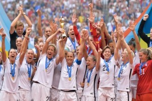 Las grandes marcas del mundo invierten en el f&uacute;tbol femenino