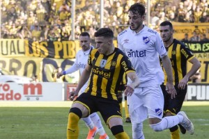 La Asociaci&oacute;n Uruguaya de F&uacute;tbol present&oacute; su protocolo y espera que la vuelta del f&uacute;tbol sea confirmada