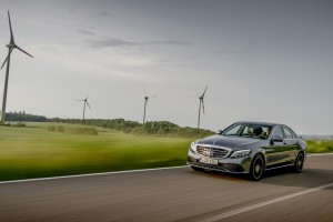 El 50% del consumo de energ&iacute;a el&eacute;ctrica de Mercedes-Benz proviene de fuentes renovables