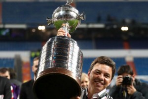 Invitados de lujo para la inauguraci&oacute;n de la estatua de Gallardo