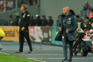 En Per&uacute; cercaron el predio para evitar un supuesto espionaje de Sampaoli