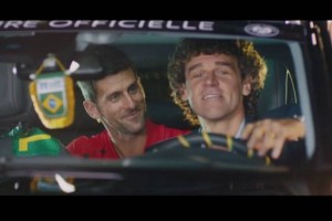 Guga Kuerten es el chofer de Djokovic en los spots de Peugeot para Roland Garros